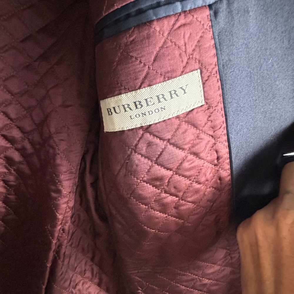 Navy Burberry Blazer Size Womens 10/12 or men's US 38 - Picture 4 of 6